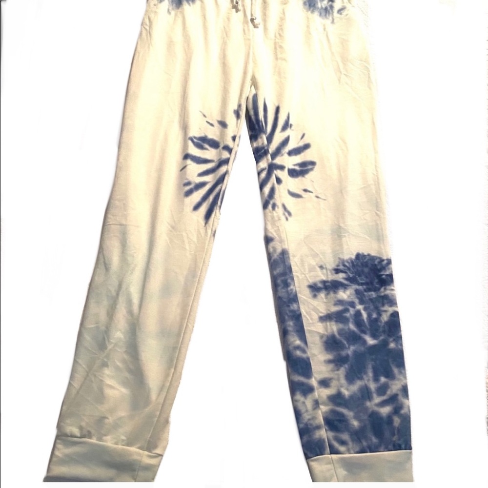 Tie-dye light weight joggers/ lounge pants 🐟🐟 - Picture 6 of 11